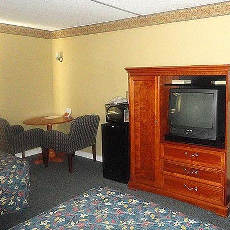 Days Inn By Wyndham West Branch Iowa City Area Szoba fotó