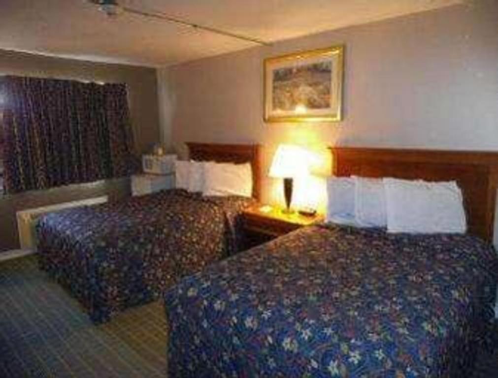 Days Inn By Wyndham West Branch Iowa City Area Kültér fotó